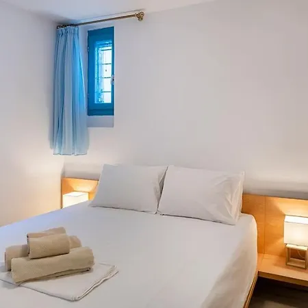 Holiday home Beachside House In Naousa (Paros)