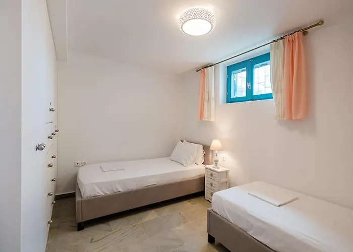 Beachside House In Holiday home Naousa (Paros)